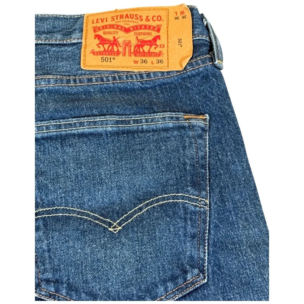 Levis 501 Jeans Mens 36x36 Blue Denim Pants Dark Wash Straight Distressed Cowboy